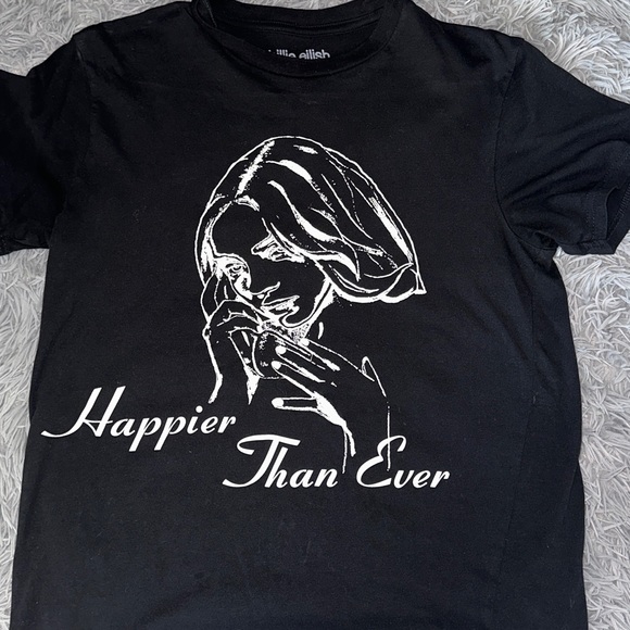 Graphic Tee bundle - Picture 2 of 13